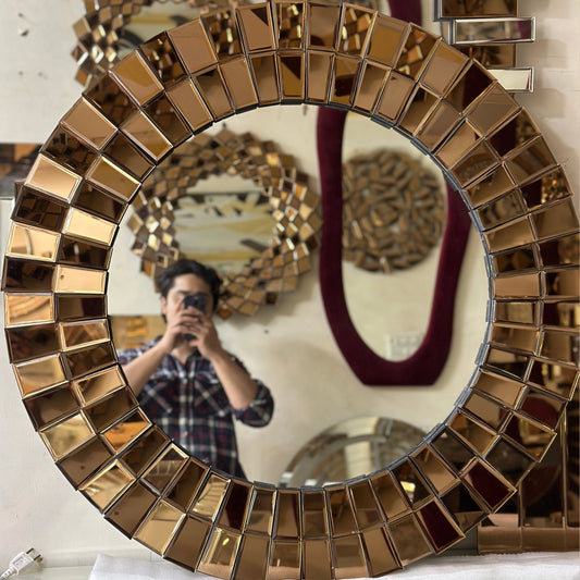 Luxe Radiance Mirror: Golden Beveled Round Mirror – A Statement of Luxury