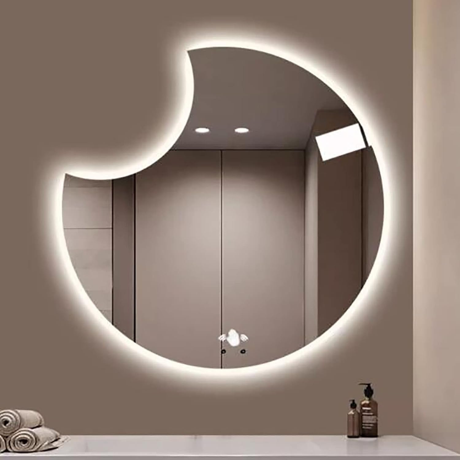 Abstract LED Mirror with Touch Sensor & 3 Lights – Illuminate Your Space with Style - Fabels