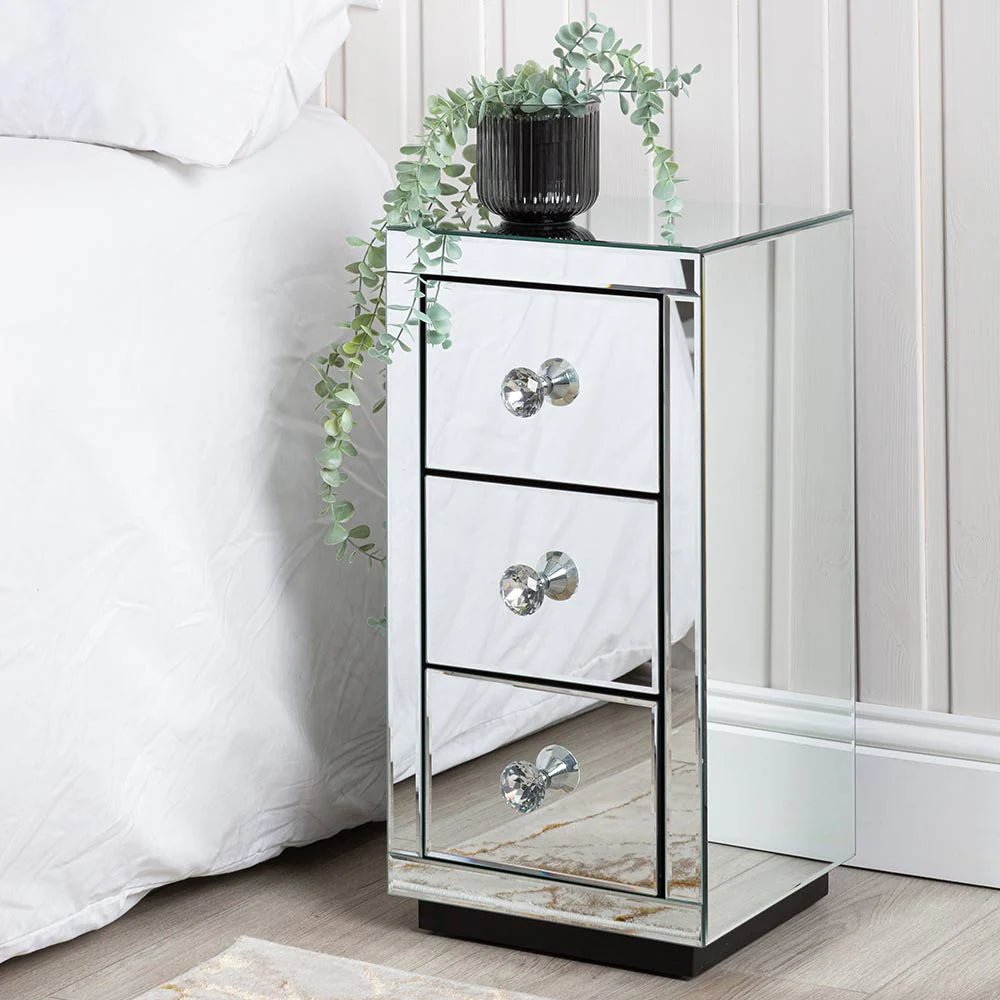 Elegant Mirrored 3 - Drawer Side Table – Luxury Bedroom & Living Room Accent - Fabels