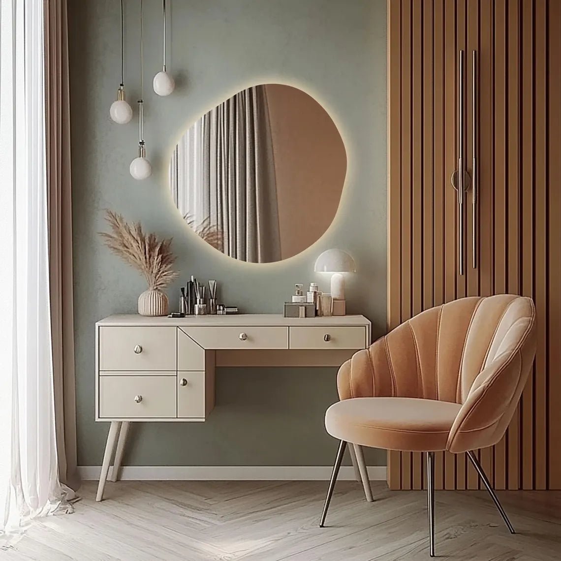 LED Mirror with 3 Lights & Touch Sensor – Versatile Design for a Contemporary Home - Fabels