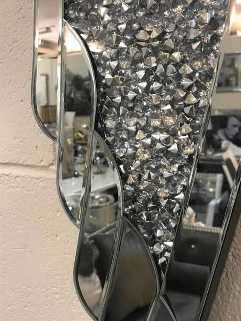 ✨ Luxury Angel Wing Mirror – Glamorous Statement Piece ✨ - Fabels