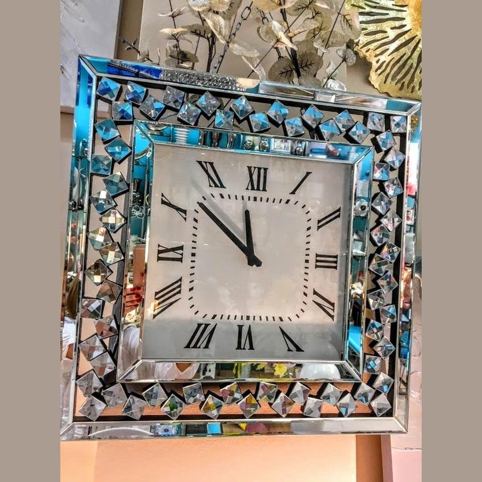 Luxury Crystal - Studded Mirrored Wall Clock – Timeless Elegance & Modern Glamour - Fabels
