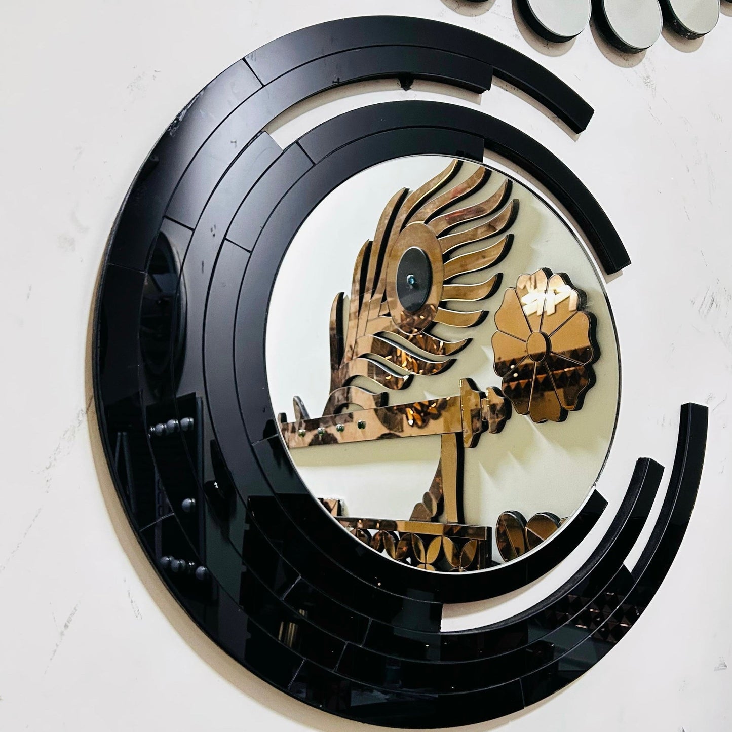 Luxury Golden Beveled Round Mirror | Modern Designer Wall Mirror for Home & Office Décor - Fabels