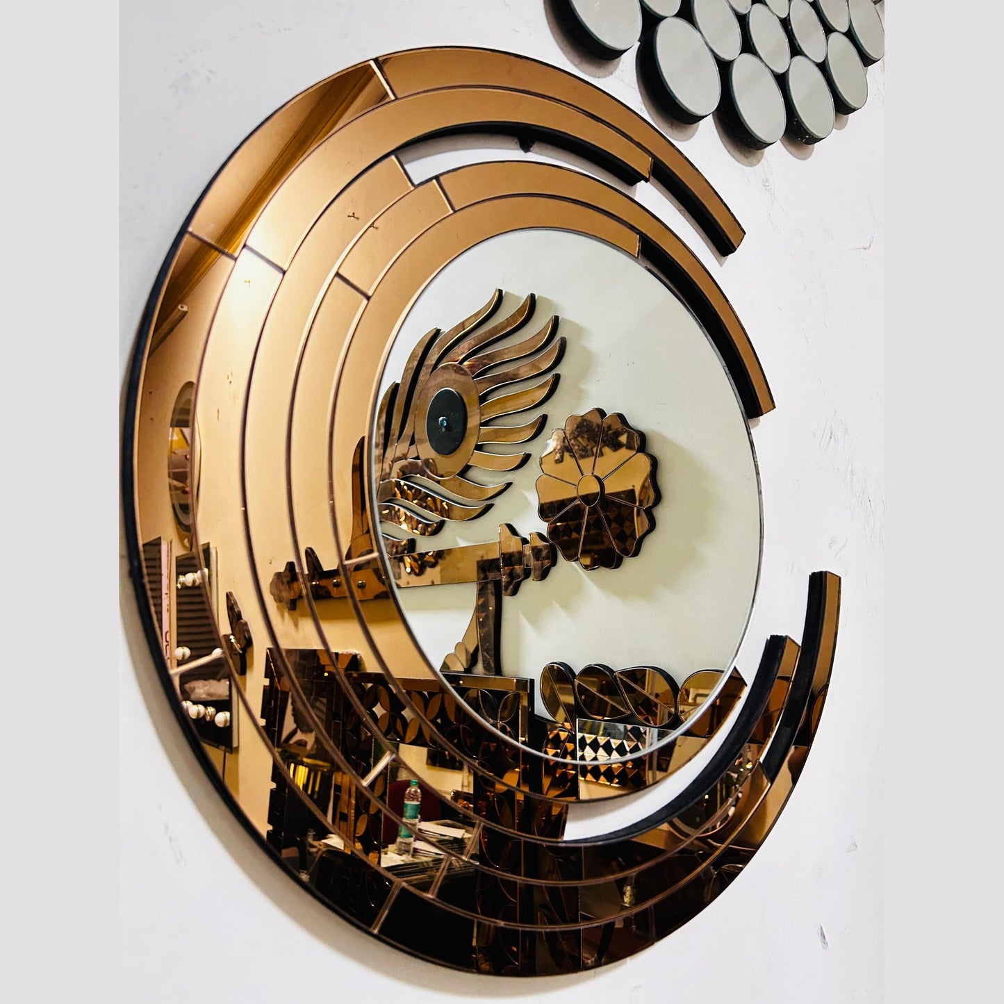 Luxury Golden Beveled Round Mirror | Modern Designer Wall Mirror for Home & Office Décor - Fabels