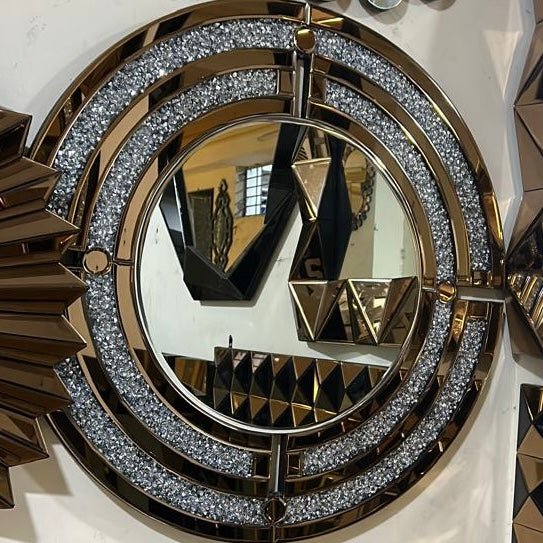 Opulent Luxe Mirror – A Statement of Elegance & Glamour - Fabels