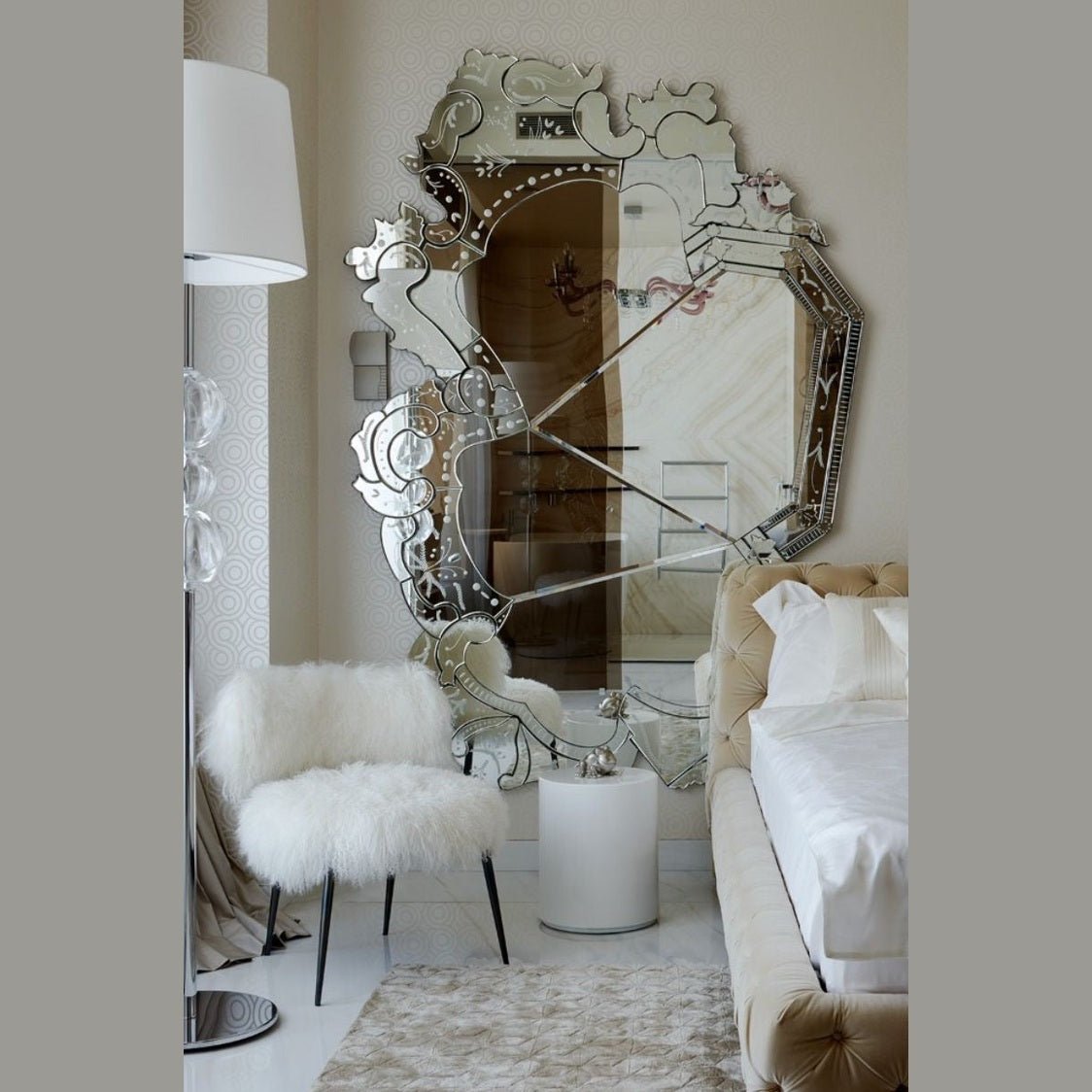 The Deconstructed Venetian Mirror – A Fusion of Elegance & Edge - Fabels