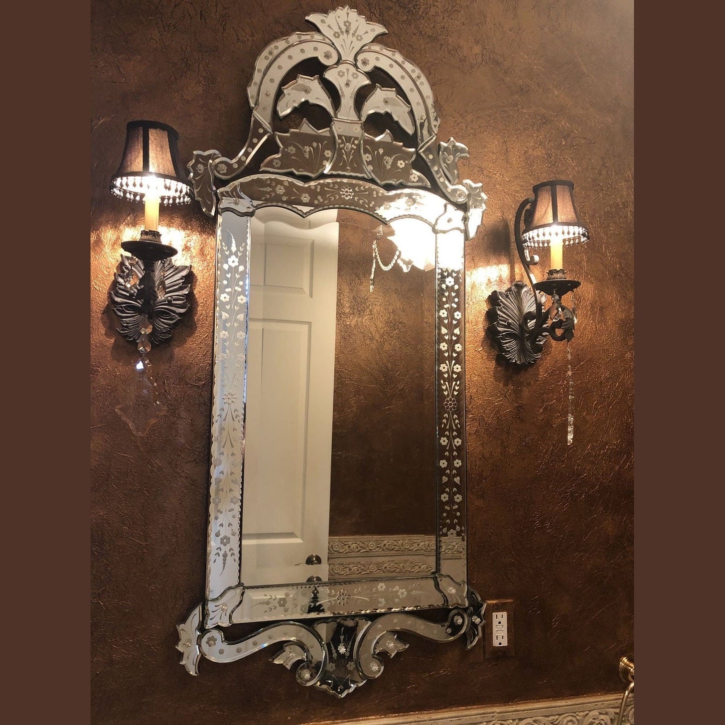 The Imperial Venice Venetian Mirror – A Regal Reflection of Timeless Grandeur (Copy) - Fabels