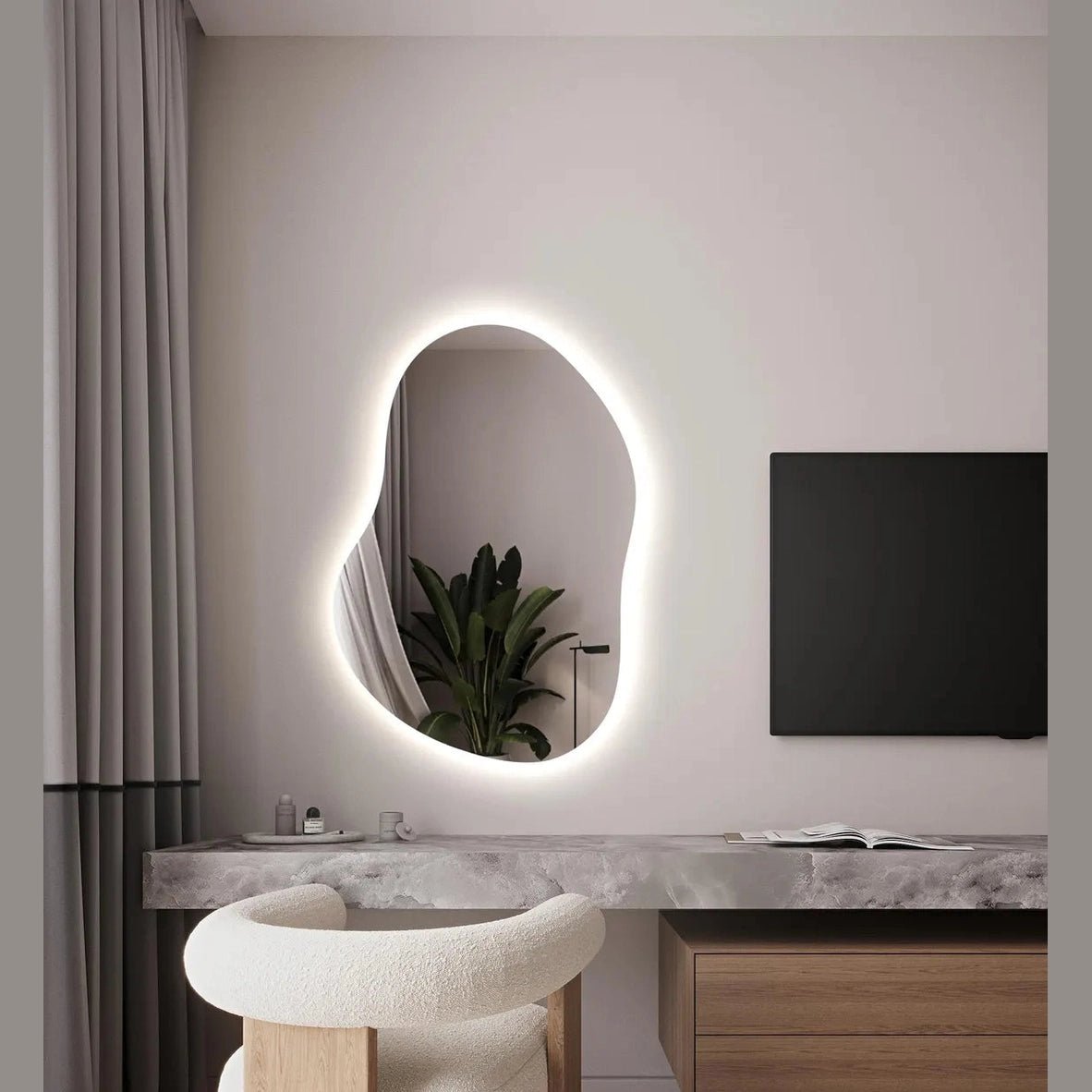 Touch Sensor LED Mirror with 3 Lights – Perfect Balance of Style and Function - Fabels