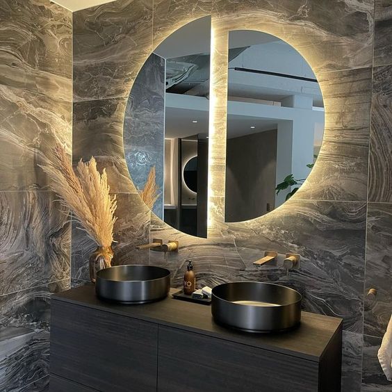 Abstract Amoeba Mirror - Irregular Elegance for Modern Spaces